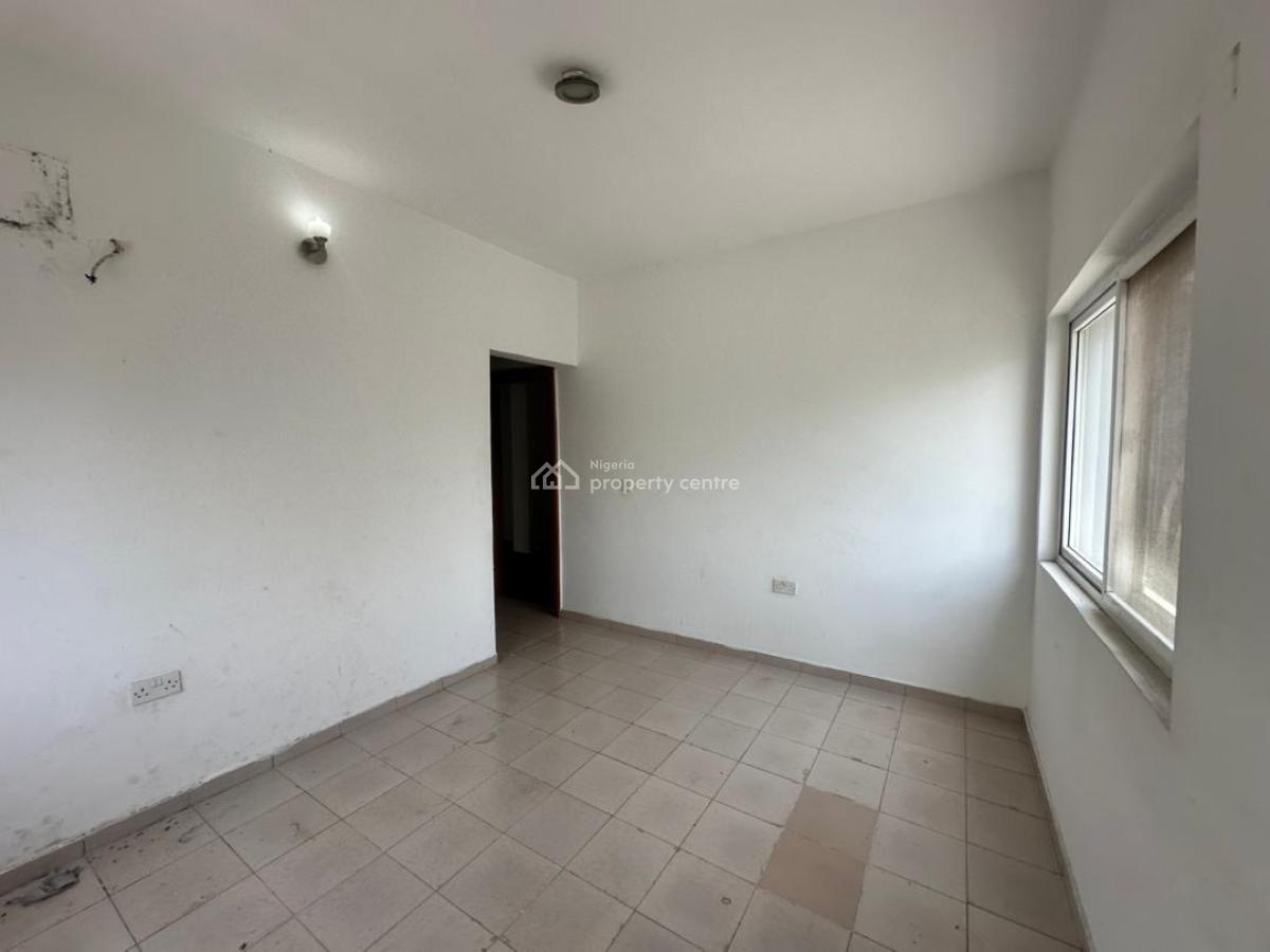 Luxury Spacious 3 Bedroom Apartment with a Room Bq on The 4th Floor, Primewater Garden Estate 2, Ikate, Lekki, Lagos, Flat / Apartment for Sale