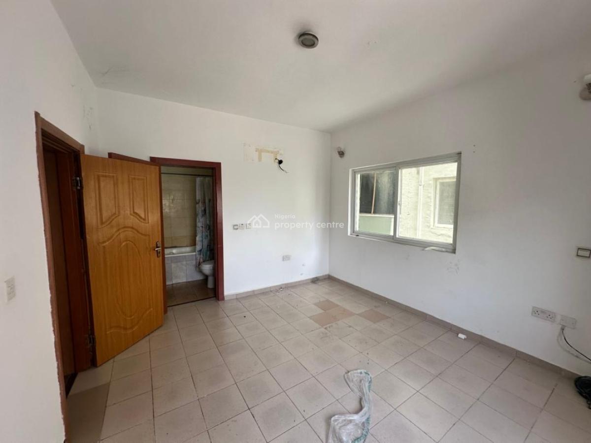 Luxury Spacious 3 Bedroom Apartment with a Room Bq on The 4th Floor, Primewater Garden Estate 2, Ikate, Lekki, Lagos, Flat / Apartment for Sale