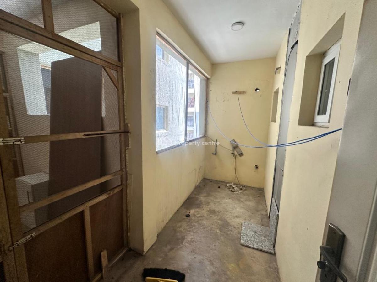 Luxury Spacious 3 Bedroom Apartment with a Room Bq on The 4th Floor, Primewater Garden Estate 2, Ikate, Lekki, Lagos, Flat / Apartment for Sale