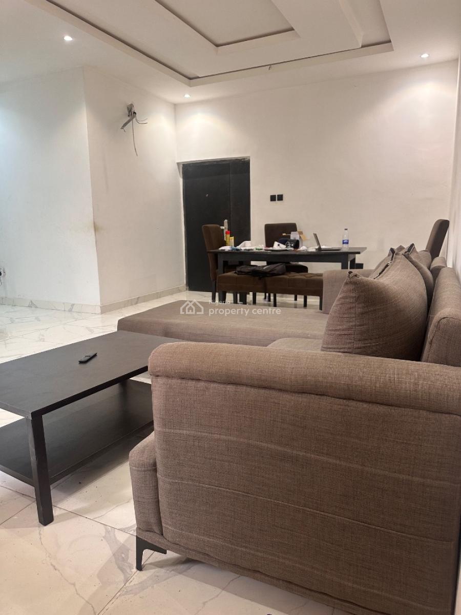 Luxury Spacious 3 Bedroom Apartment, Babalola Garden, Lekki Phase 1, Lekki, Lagos, Flat / Apartment for Sale