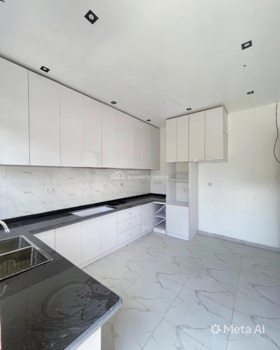 4 Bedroom Terrace Duplex + Bq, Lekki Phase 1, Lekki, Lagos, Terraced Duplex for Sale