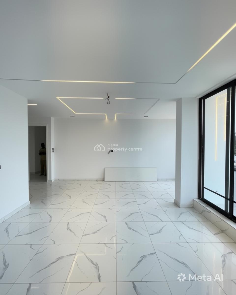 1 Bedroom Apartment + Bq, Lekki Phase 1, Lekki, Lagos, Block of Flats for Sale