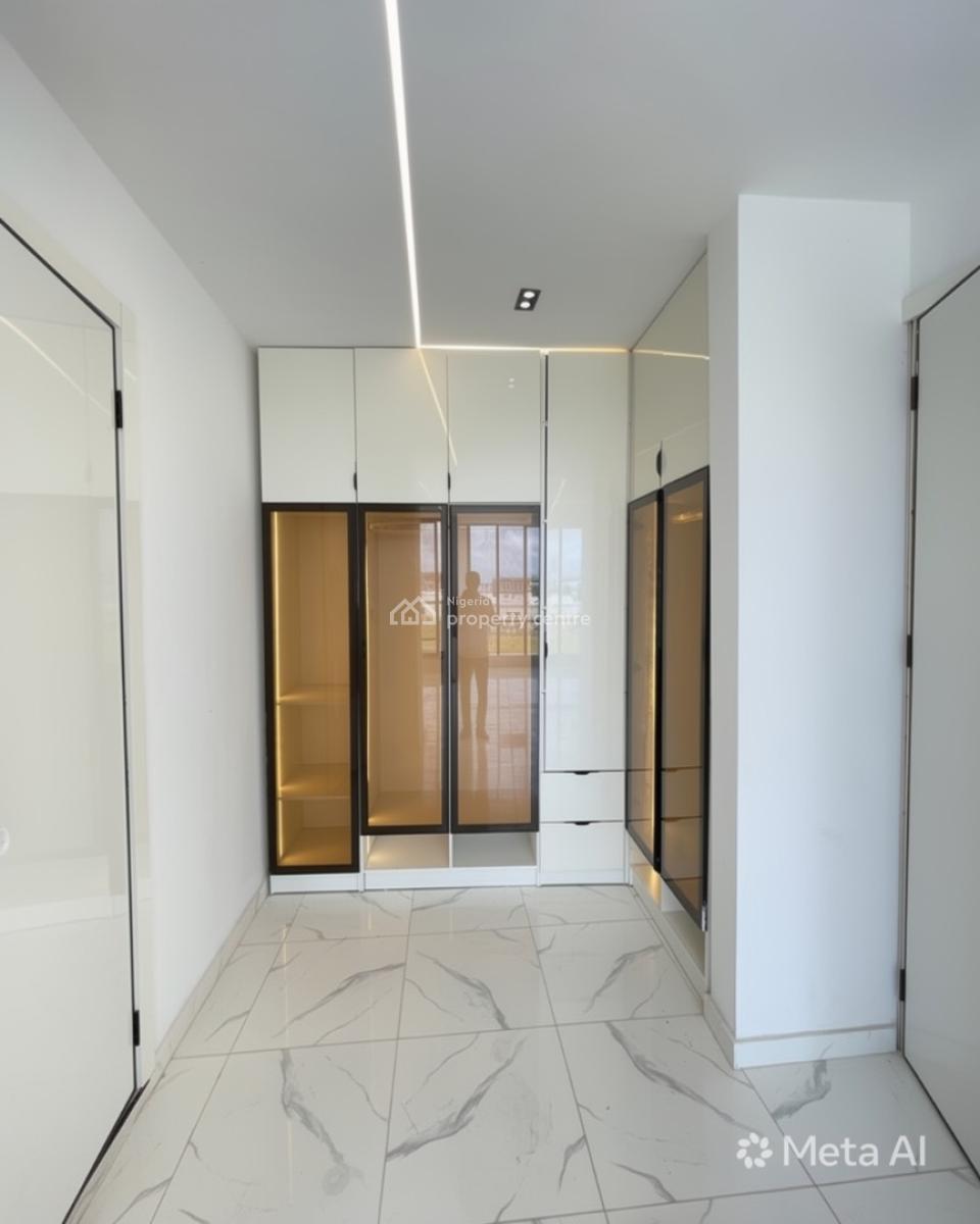 1 Bedroom Apartment + Bq, Lekki Phase 1, Lekki, Lagos, Block of Flats for Sale