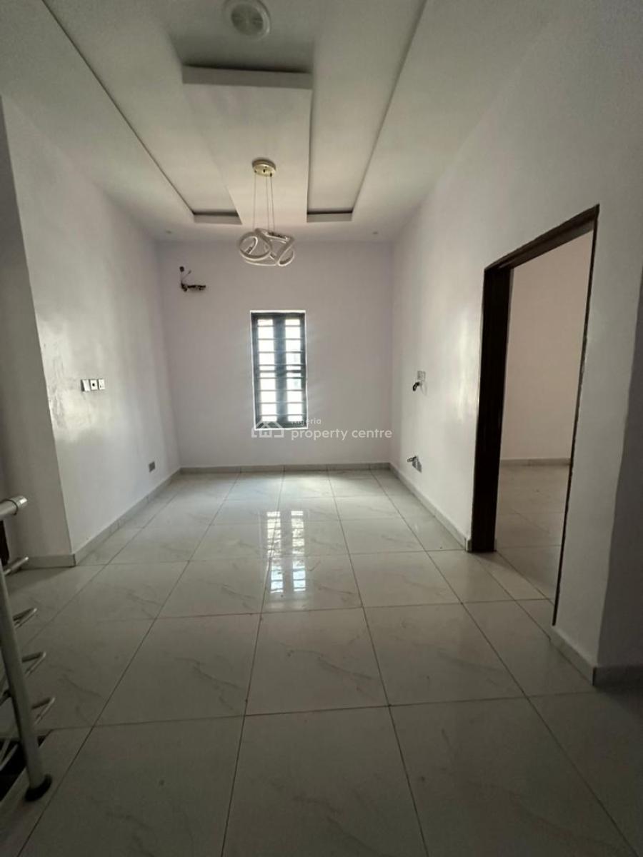 4 Bedroom Semi-detached Duplex with Bq, Chevron, Lekki, Lagos, Semi-detached Duplex for Rent