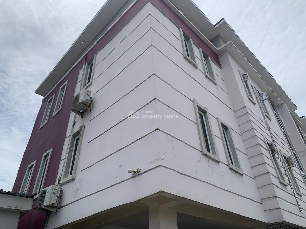 Luxury 2&1 Bedroom Apartment, Lekki Phase 1, Lekki, Lagos, Flat / Apartment for Sale