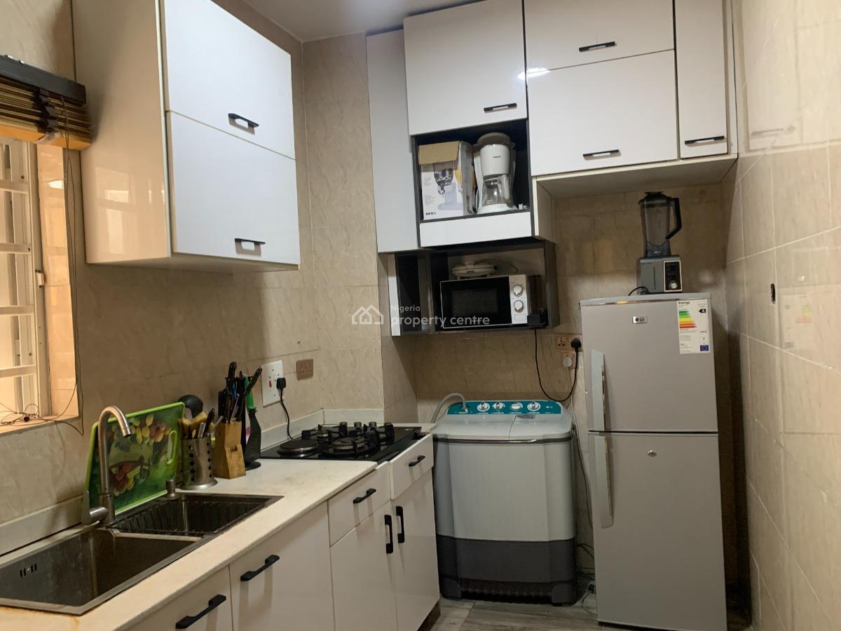 Luxury 2&1 Bedroom Apartment, Lekki Phase 1, Lekki, Lagos, Flat / Apartment for Sale
