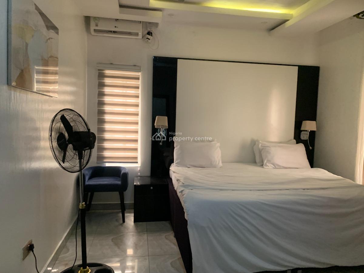 Luxury 2&1 Bedroom Apartment, Lekki Phase 1, Lekki, Lagos, Flat / Apartment for Sale
