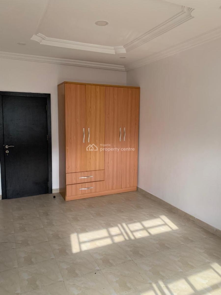 Beautiful 4bedroom with Security House Secured Flood Free Estate, Secured Estate, Ologolo, Lekki, Lagos, Detached Duplex for Rent