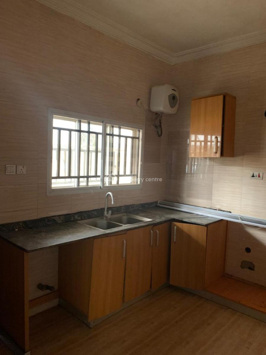Beautiful 4bedroom with Security House Secured Flood Free Estate, Secured Estate, Ologolo, Lekki, Lagos, Detached Duplex for Rent