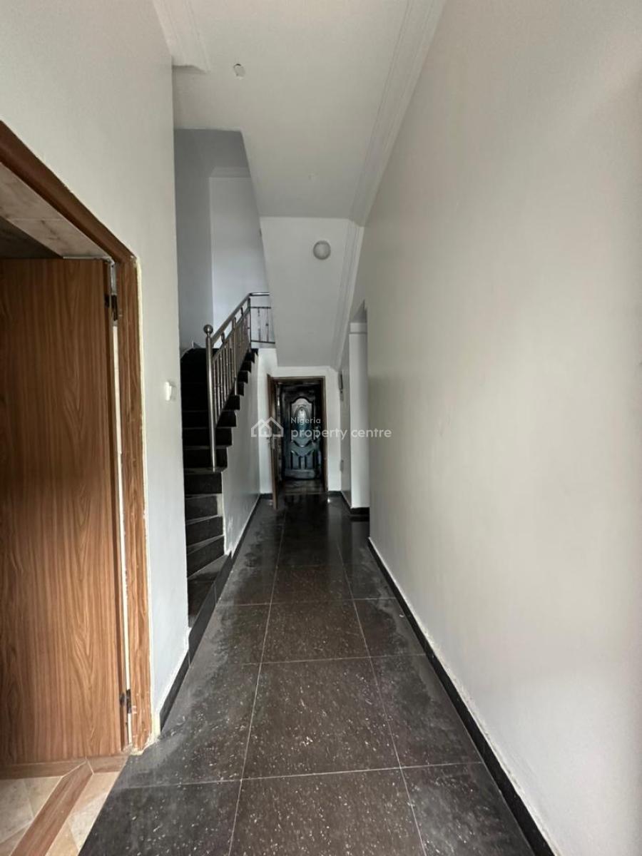 Maintained 2 Bedroom Semi-detached Duplex, Lekki, Lekki Phase 1, Lekki, Lagos, House for Rent