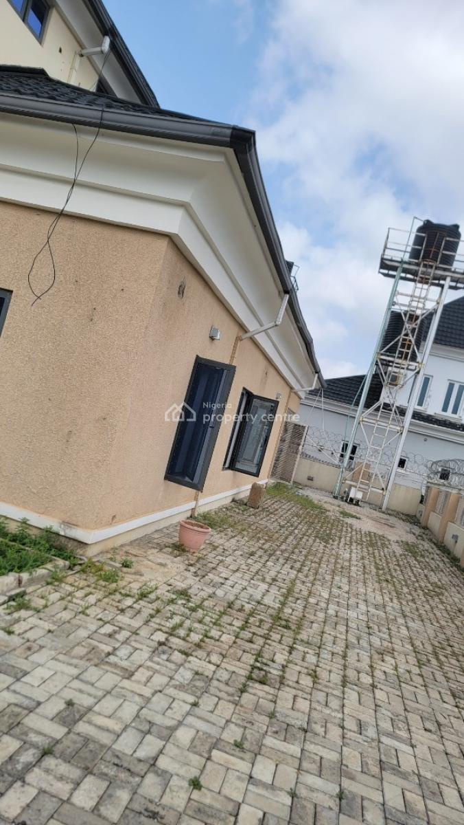 Standard, Spacious Fully Detached Four(4) Bedrooms Duplex with Bq, Cluster 4, River Park Estate Airport Road Abuja, Lugbe District, Abuja, Detached Duplex for Rent