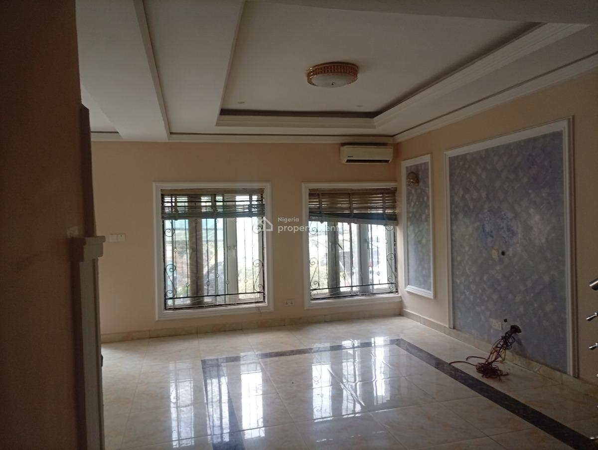 Spacious and Clean 4 Bedroom Terraced Duplex with a Bq, Guzape District, Abuja, Terraced Duplex for Rent