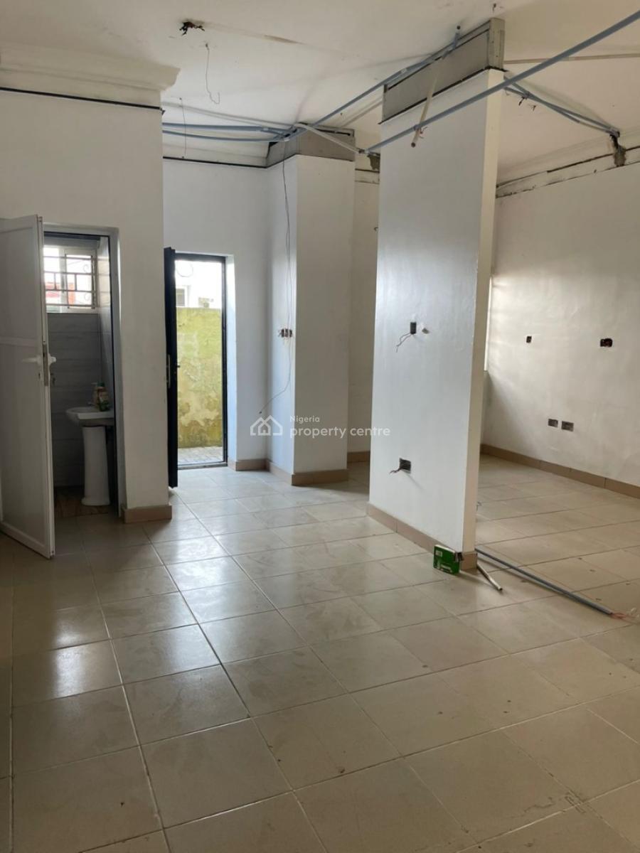 Commercial 4bedroom 2room Bq Ample Parking Secured House, Off Admiralty Way, Lekki Phase 1, Lekki, Lagos, Detached Duplex for Rent