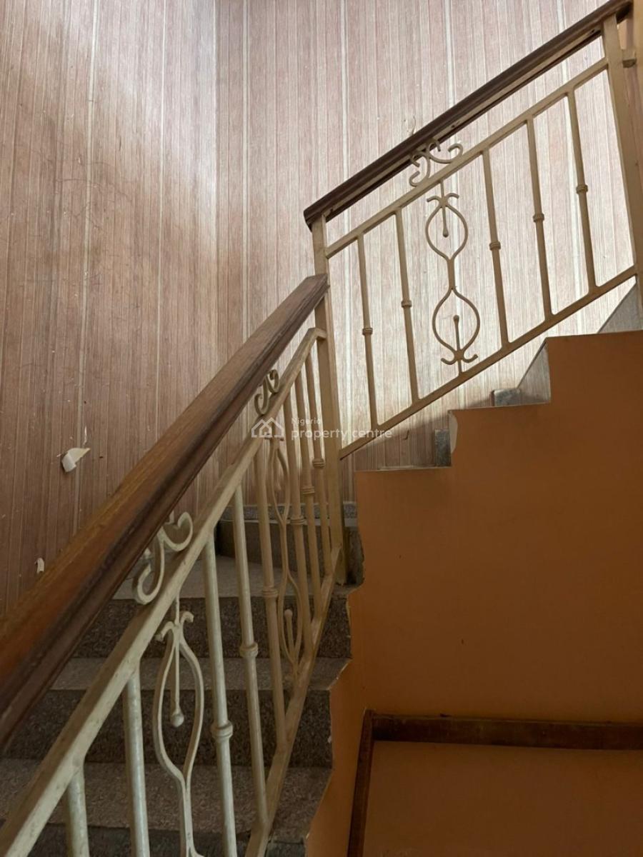 Commercial 4bedroom 2room Bq Ample Parking Secured House, Off Admiralty Way, Lekki Phase 1, Lekki, Lagos, Detached Duplex for Rent