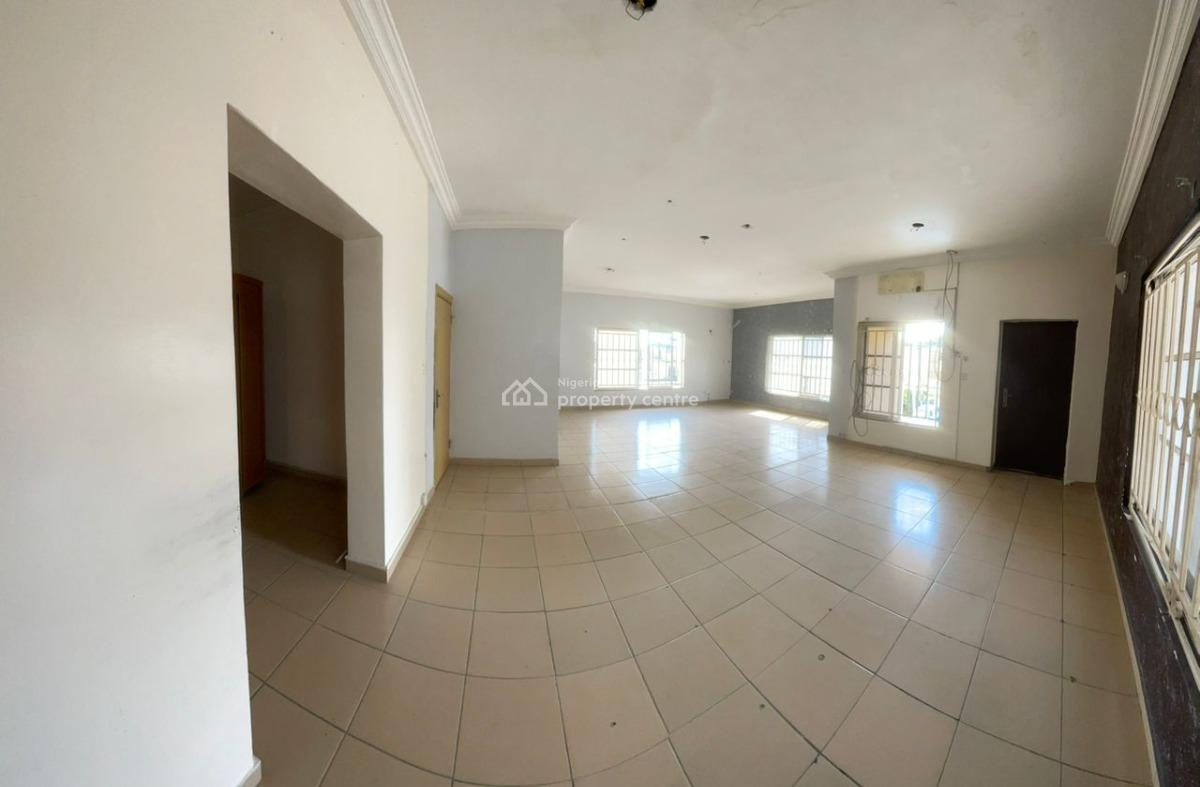 Commercial 4bedroom 2room Bq Ample Parking Secured House, Off Admiralty Way, Lekki Phase 1, Lekki, Lagos, Detached Duplex for Rent