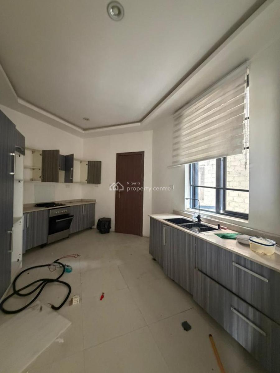 Spacious 3 Bedroom Apartment with Bq,, Lekki Proper, Lekki Phase 1, Lekki, Lagos, Flat / Apartment for Rent