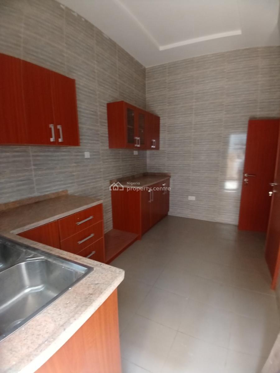 a Newly Built  4 Bedroom Terrace Duplex with 1room Bq, Guzape Abuja Diplomatic Zone, Guzape District, Abuja, Terraced Duplex for Rent