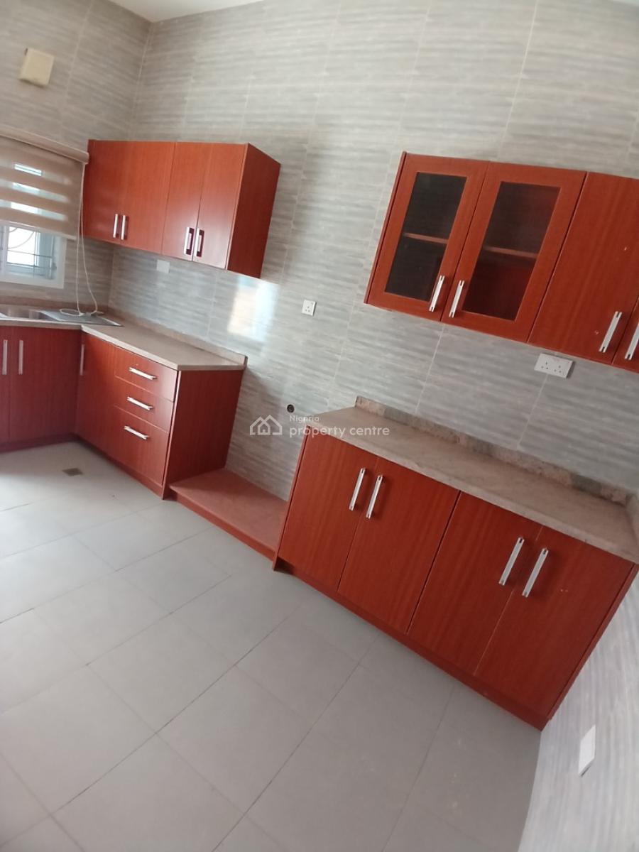 a Newly Built  4 Bedroom Terrace Duplex with 1room Bq, Guzape Abuja Diplomatic Zone, Guzape District, Abuja, Terraced Duplex for Rent