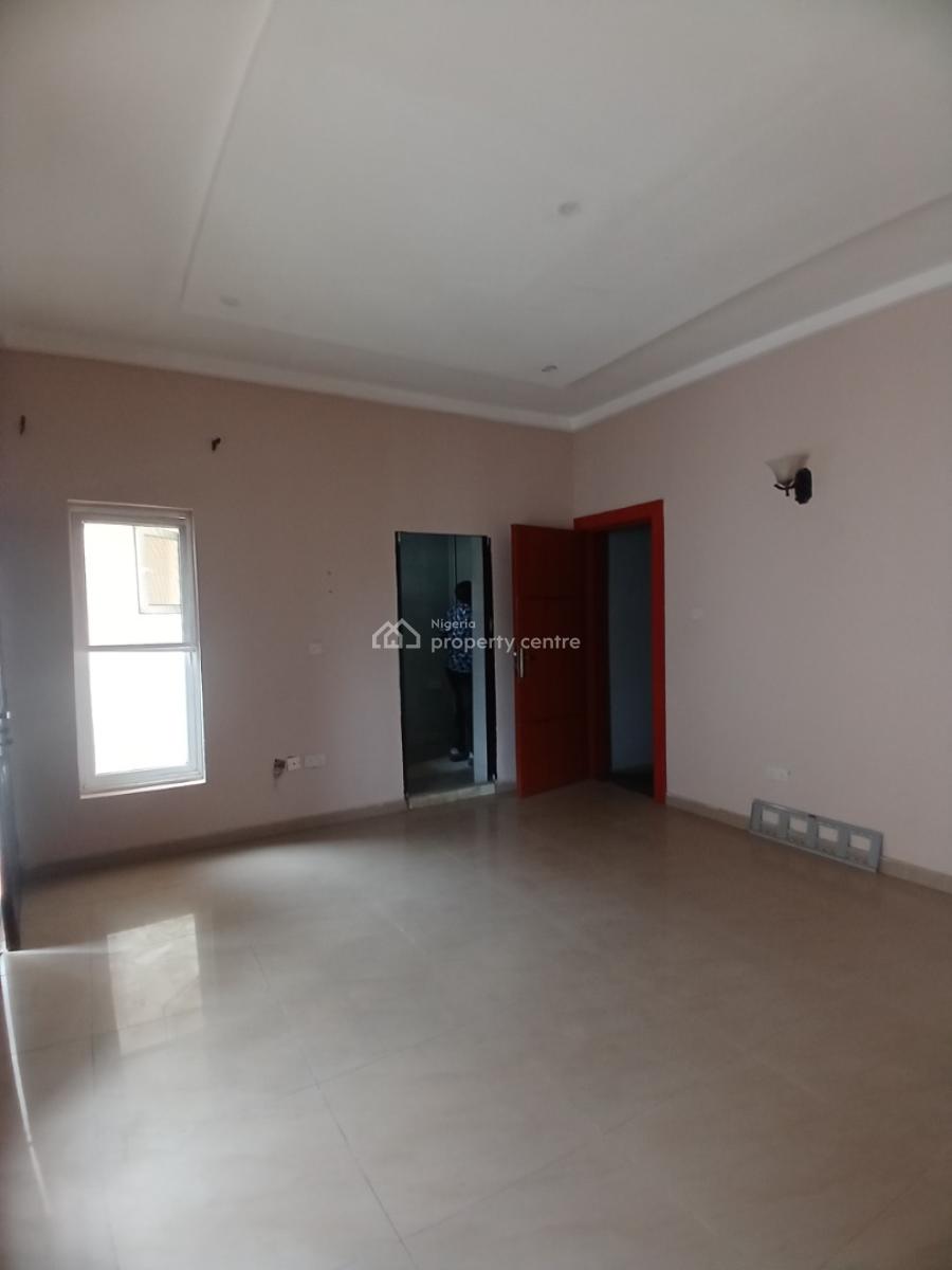 Under Renovation 4 Bedroom Terrace Duplex with 1room Bq, Guzape Abuja Diplomatic Zone, Guzape District, Abuja, Terraced Duplex for Rent