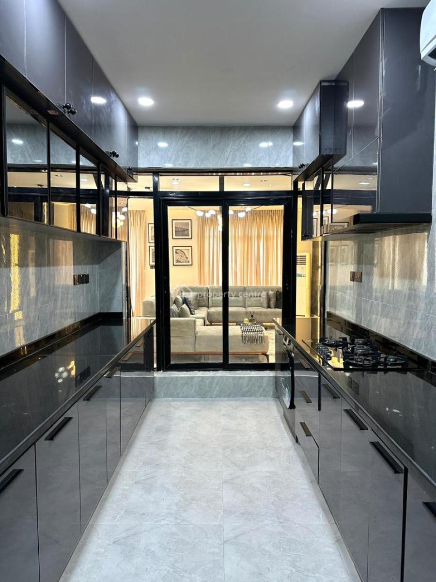 Luxury 3bedroom Pencinema, Bathub & Ps5thouse with, Balcony, En-suite Rooms, Hockey, Poo, 24/7 Power, Comfortable Stay, Ikate Elegushi, Lekki, Lagos, Flat / Apartment Short Let