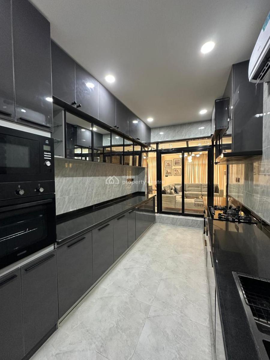 Luxury 3bedroom Pencinema, Bathub & Ps5thouse with, Balcony, En-suite Rooms, Hockey, Poo, 24/7 Power, Comfortable Stay, Ikate Elegushi, Lekki, Lagos, Flat / Apartment Short Let