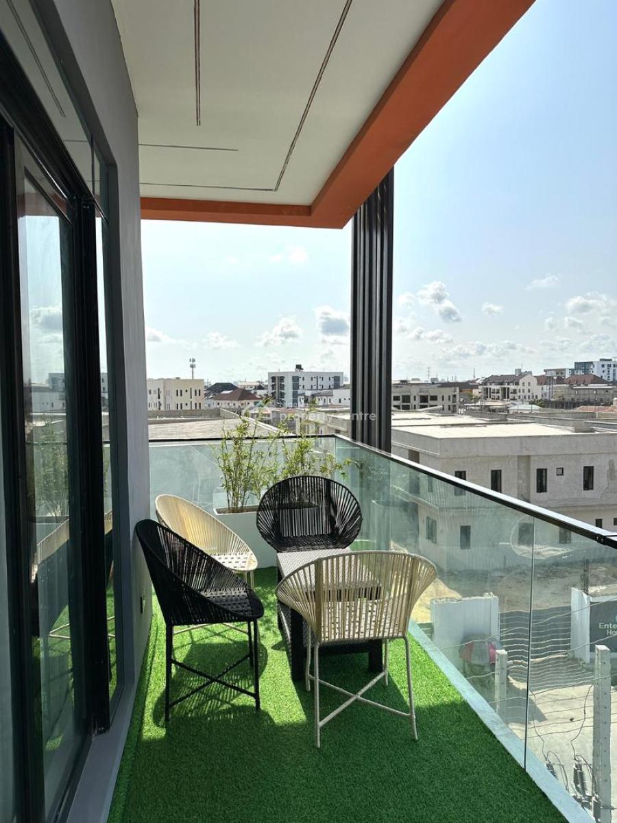 Luxury 3bedroom Pencinema, Bathub & Ps5thouse with, Balcony, En-suite Rooms, Hockey, Poo, 24/7 Power, Comfortable Stay, Ikate Elegushi, Lekki, Lagos, Flat / Apartment Short Let