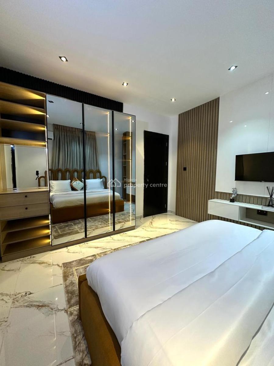 Luxury 3bedroom Pencinema, Bathub & Ps5thouse with, Balcony, En-suite Rooms, Hockey, Poo, 24/7 Power, Comfortable Stay, Ikate Elegushi, Lekki, Lagos, Flat / Apartment Short Let