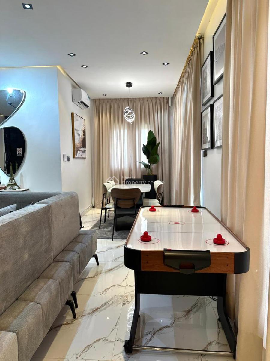 Luxury 3bedroom Pencinema, Bathub & Ps5thouse with, Balcony, En-suite Rooms, Hockey, Poo, 24/7 Power, Comfortable Stay, Ikate Elegushi, Lekki, Lagos, Flat / Apartment Short Let