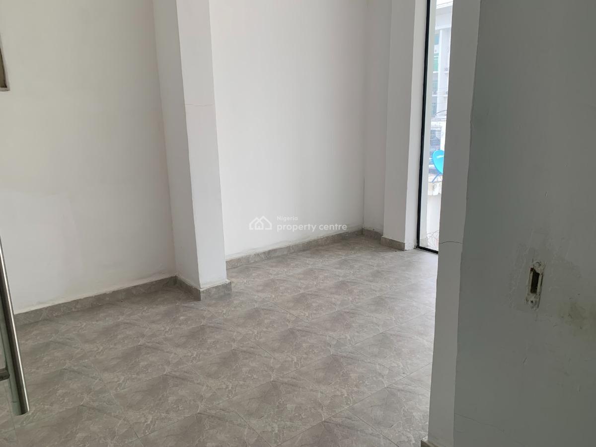 Luxury and Spacious Shop Space., Lekki Phase 1, Lekki, Lagos, Commercial Property for Rent