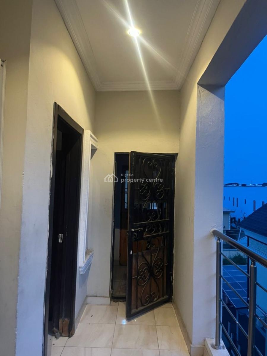 Nice and Spacious Room Boys Quarter, Chevron, Lekki, Lagos, Self Contain (single Rooms) for Rent
