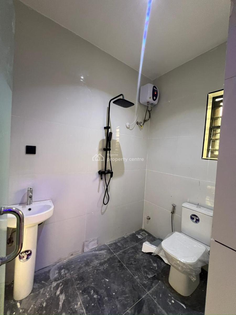 Super Spacious Uk Standard 2bedroom Apartment, Awoyaya, Ibeju Lekki, Lagos, Flat / Apartment for Rent