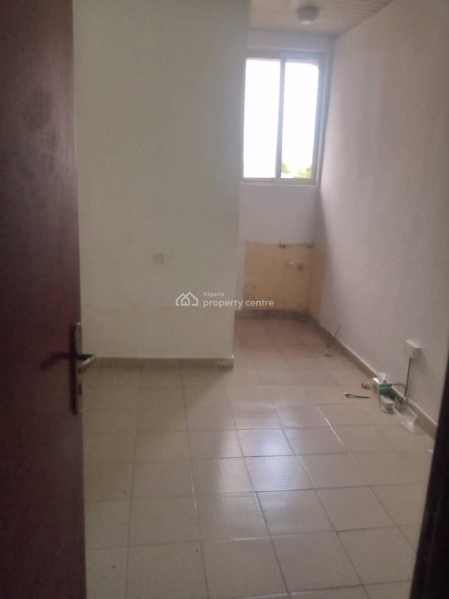Portable Service 1 Room Self Contain, Off Admiralty Way, Lekki Phase 1, Lekki, Lagos, Self Contain (single Rooms) for Rent