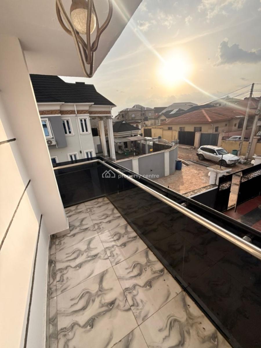 Newly Renovated Fully Detached 4 Bedroom Duplex with 1 Room Bq, Ire Akari Estate, Akala Express, Ibadan, Oyo, Detached Duplex for Sale