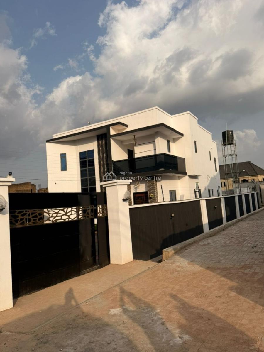Newly Renovated Fully Detached 4 Bedroom Duplex with 1 Room Bq, Ire Akari Estate, Akala Express, Ibadan, Oyo, Detached Duplex for Sale