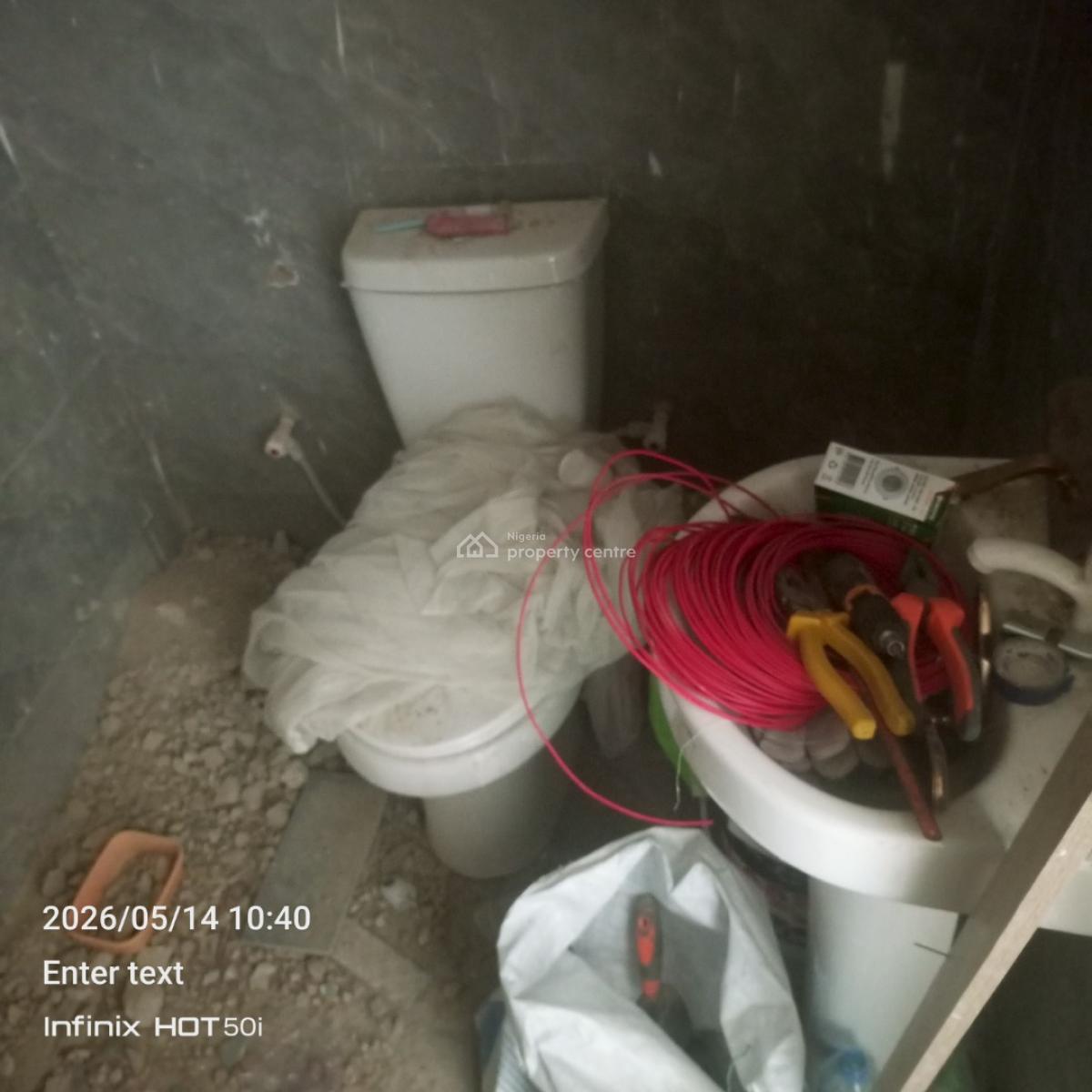 Two Bedroom Apartment Upstairs, Budu Thomas Estate, Ajiwe, Ajah, Lagos, Flat / Apartment for Rent