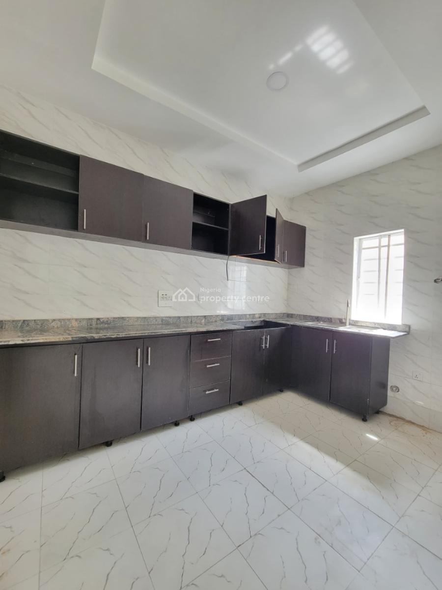 Standard and Spacious 3bedroom Apartment, First Unity Estate, Badore, Ajah, Lagos, Flat / Apartment for Rent
