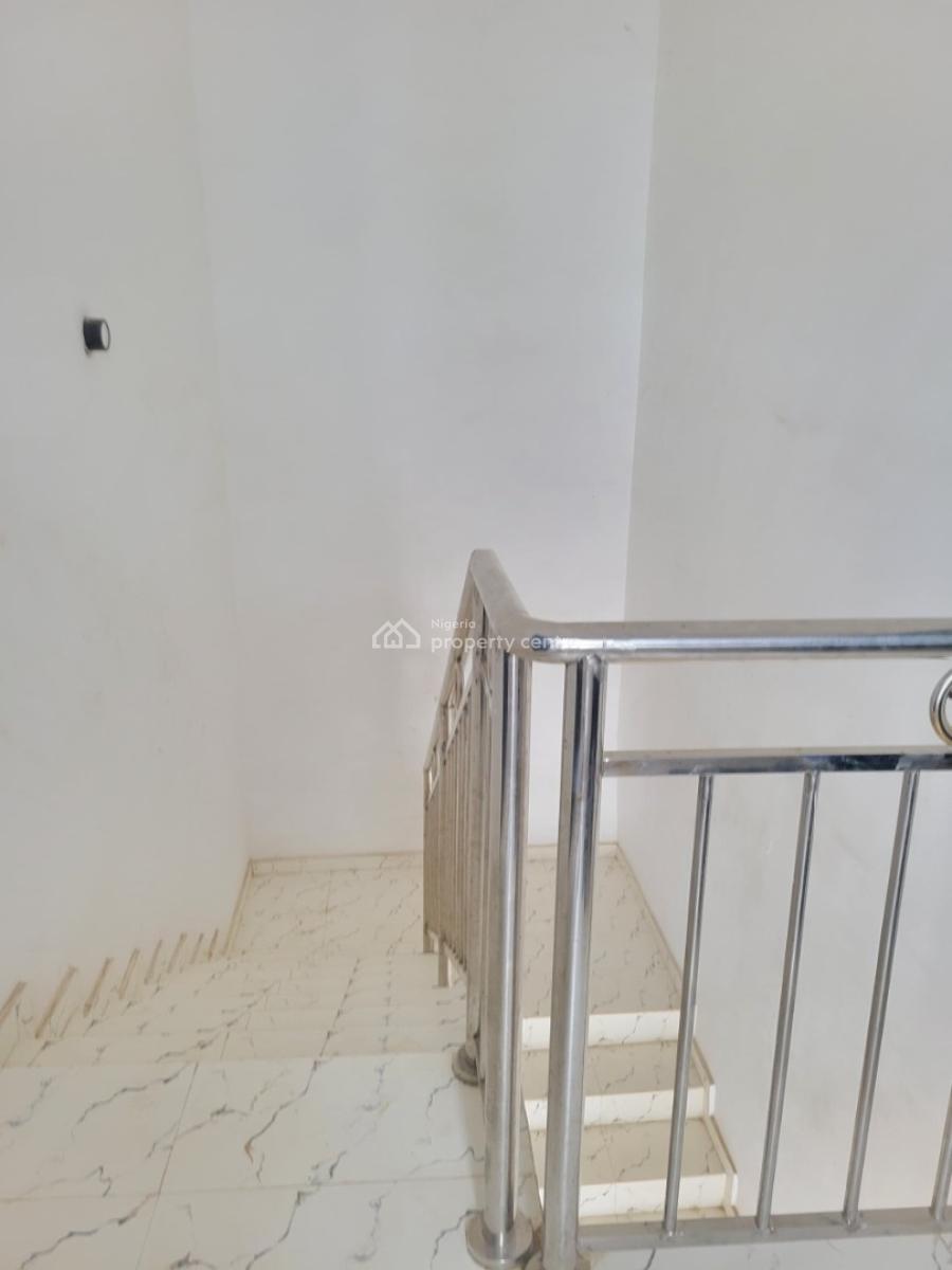 Standard and Spacious 3bedroom Apartment, First Unity Estate, Badore, Ajah, Lagos, Flat / Apartment for Rent