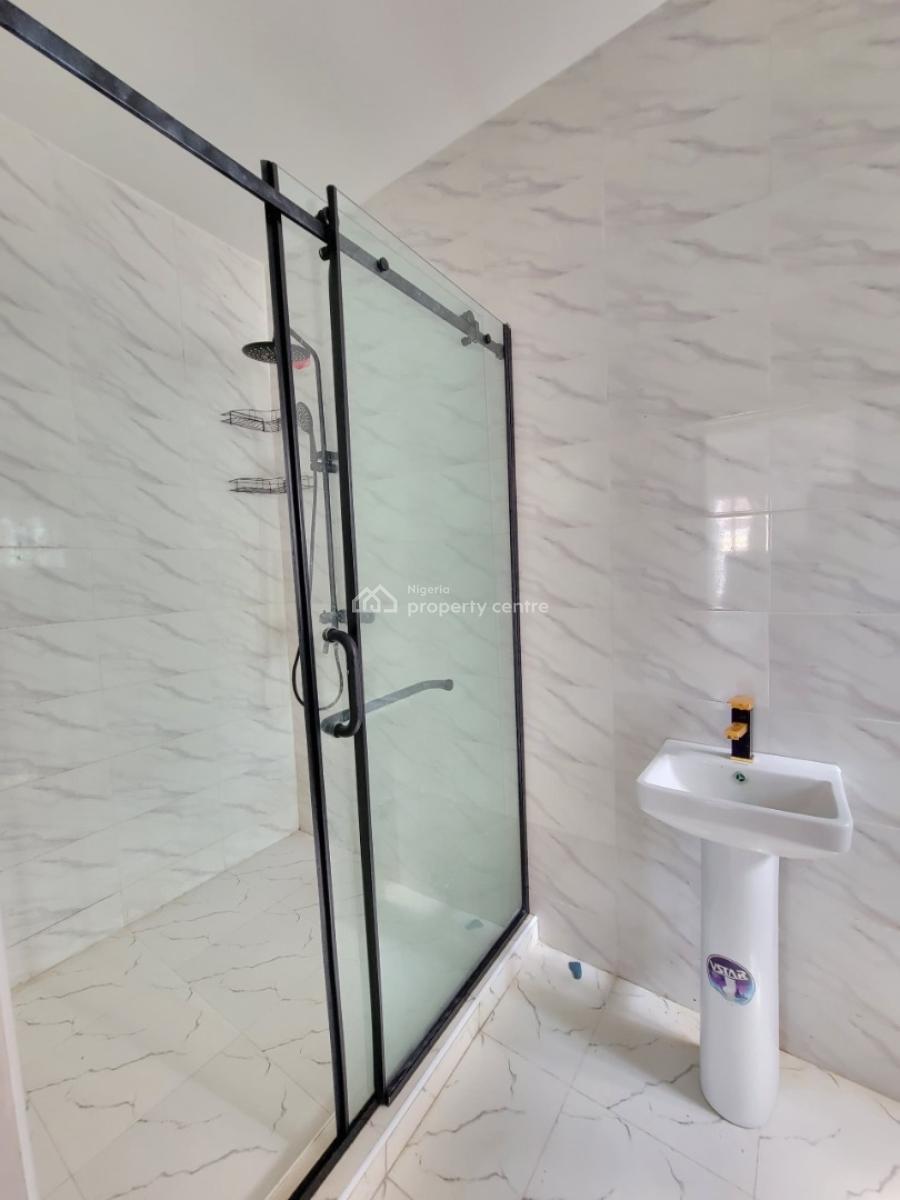 Standard and Spacious 3bedroom Apartment, First Unity Estate, Badore, Ajah, Lagos, Flat / Apartment for Rent