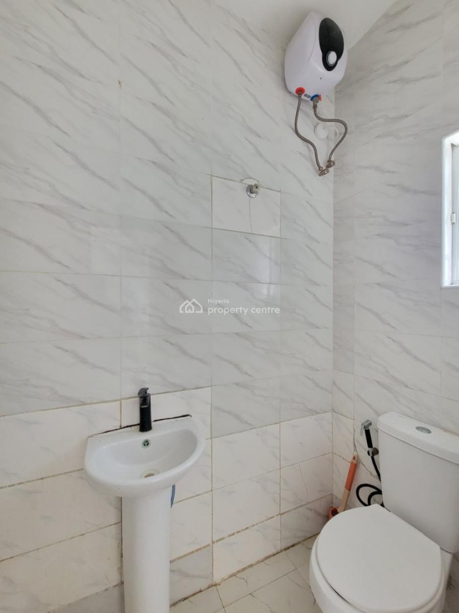 Standard and Spacious 3bedroom Apartment, First Unity Estate, Badore, Ajah, Lagos, Flat / Apartment for Rent