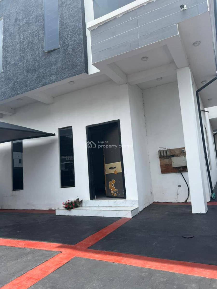 Distress Offer in Well Gated & Secured Call-in Estate, Chevron Alternative Route, Lekki, Lagos, Detached Duplex for Sale