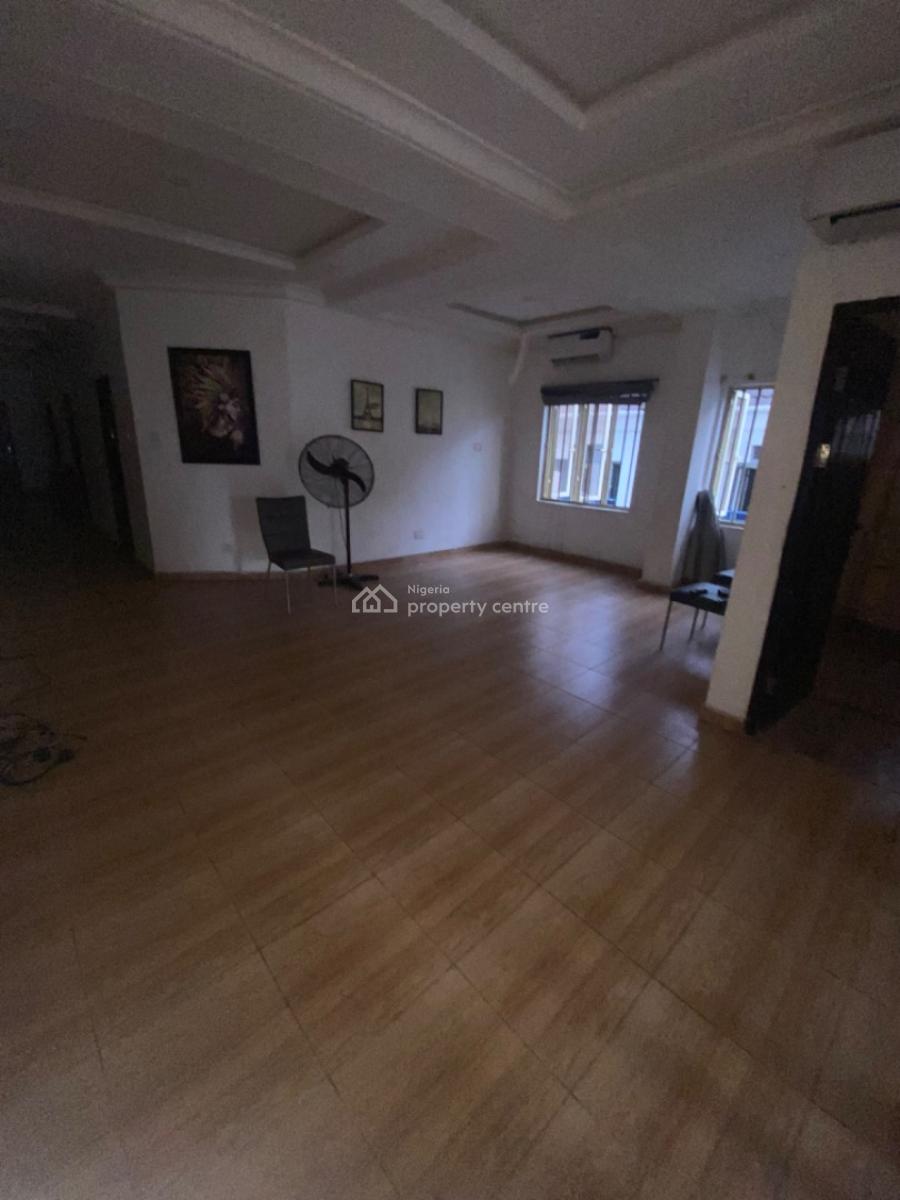 Neatly Used 4bedroom Flat, Peninsula Garden Estate, Behind Blenco, Ajah, Lagos, Flat / Apartment for Rent