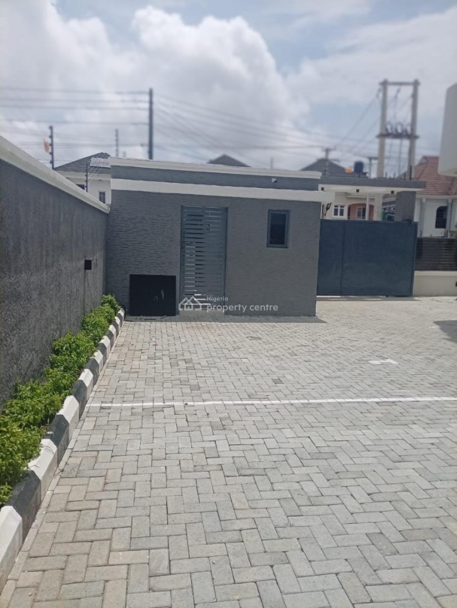 Exquisitely Finished 3 Bedroom Apartment with Swimming Pool Bq, Elevator, Lekki Phase 1, Lekki, Lagos, Flat / Apartment for Sale