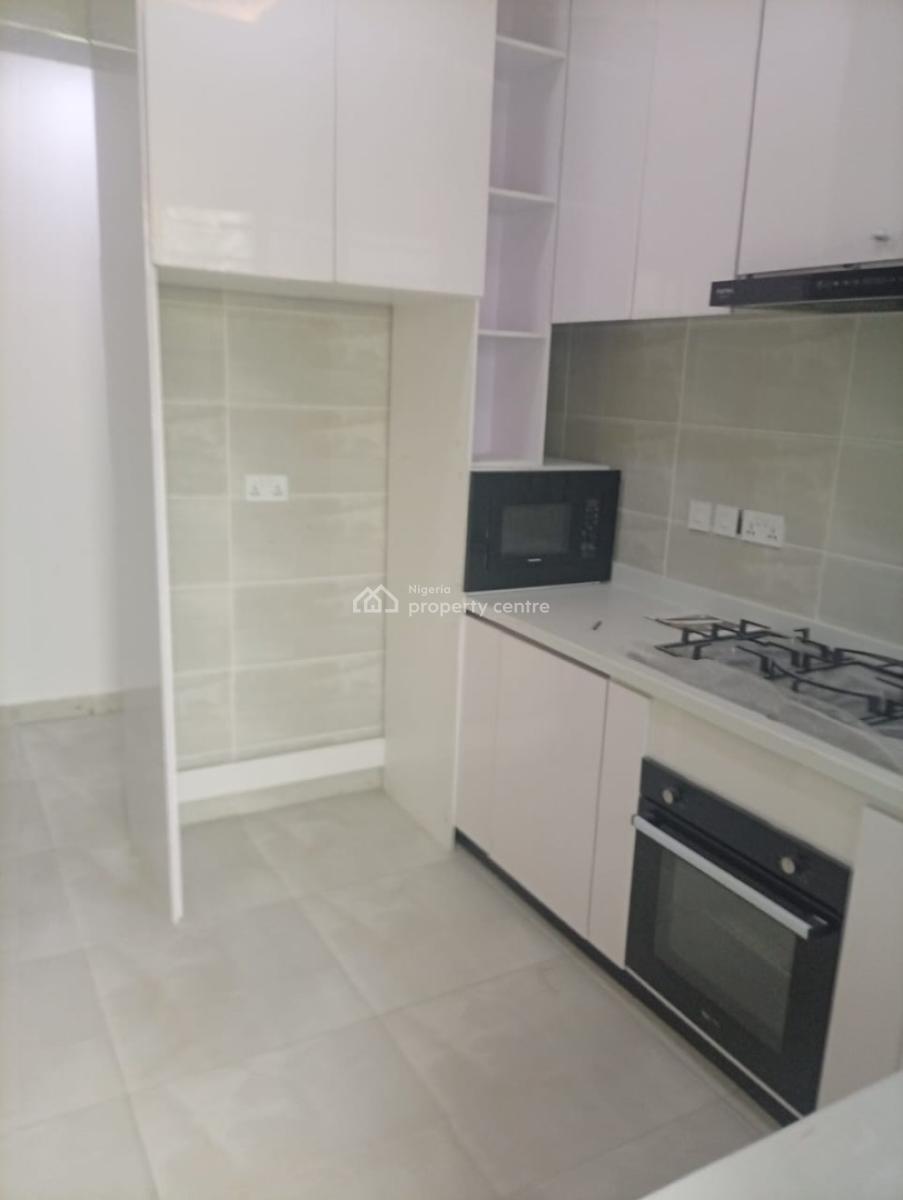 Exquisitely Finished 3 Bedroom Apartment with Swimming Pool Bq, Elevator, Lekki Phase 1, Lekki, Lagos, Flat / Apartment for Sale