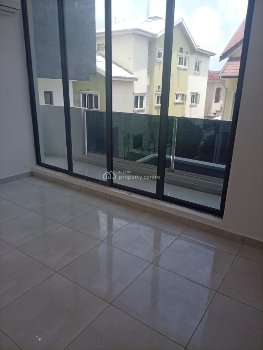 Exquisitely Finished 3 Bedroom Apartment with Swimming Pool Bq, Elevator, Lekki Phase 1, Lekki, Lagos, Flat / Apartment for Sale