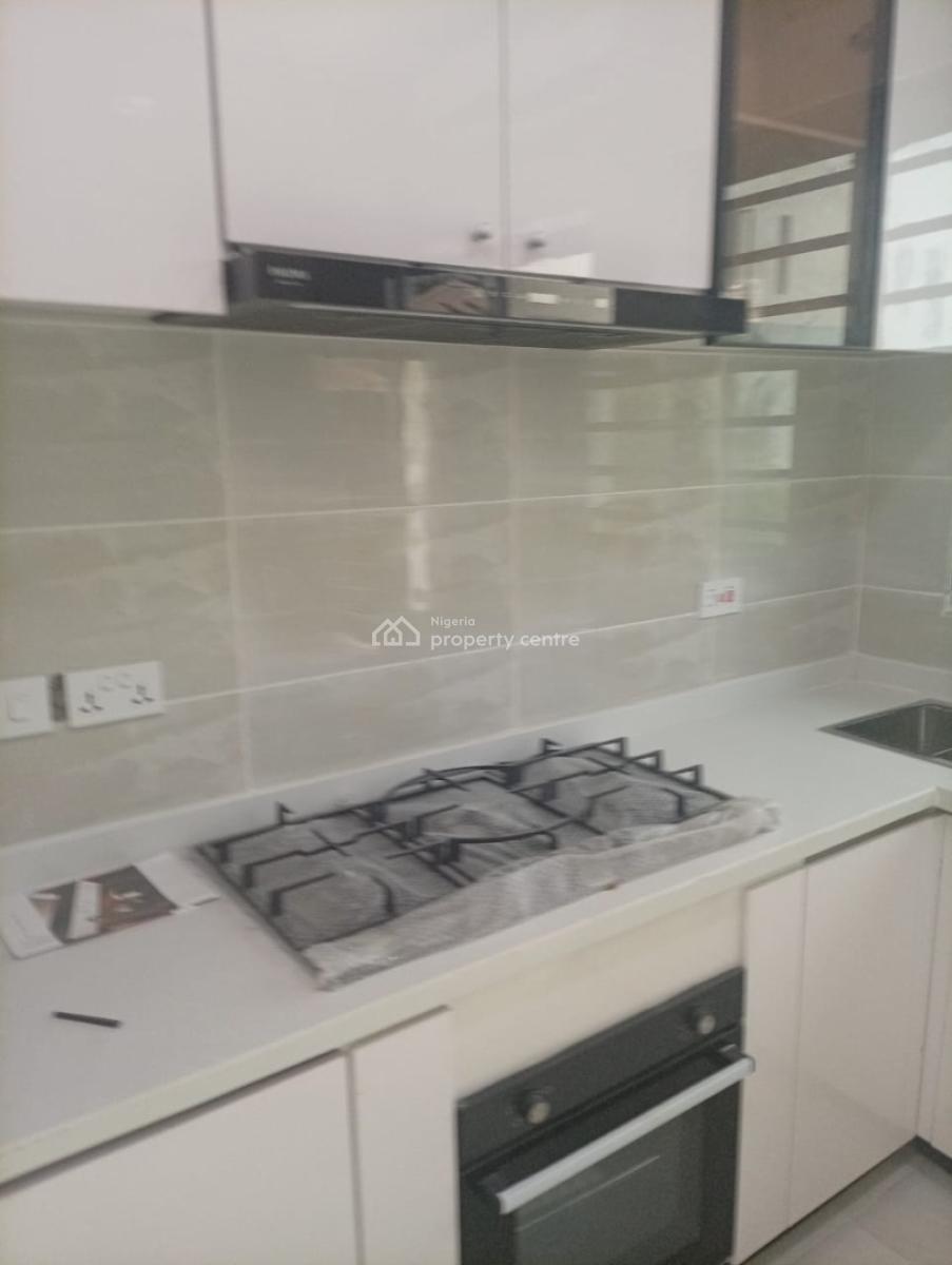 Exquisitely Finished 3 Bedroom Apartment with Swimming Pool Bq, Elevator, Lekki Phase 1, Lekki, Lagos, Flat / Apartment for Sale