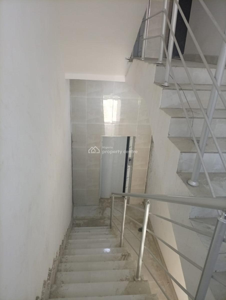 Exquisitely Finished 3 Bedroom Apartment with Swimming Pool Bq, Elevator, Lekki Phase 1, Lekki, Lagos, Flat / Apartment for Sale