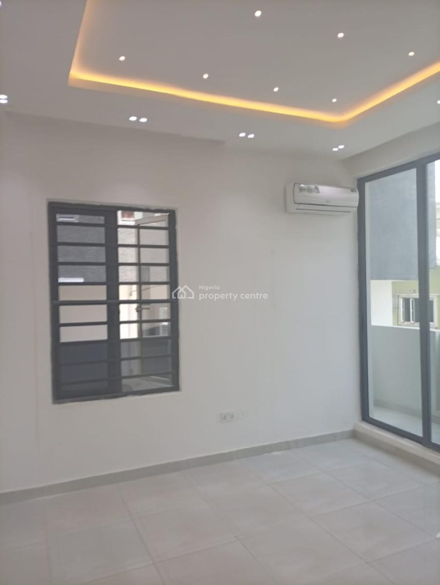 Exquisitely Finished 3 Bedroom Apartment with Swimming Pool Bq, Elevator, Lekki Phase 1, Lekki, Lagos, Flat / Apartment for Sale