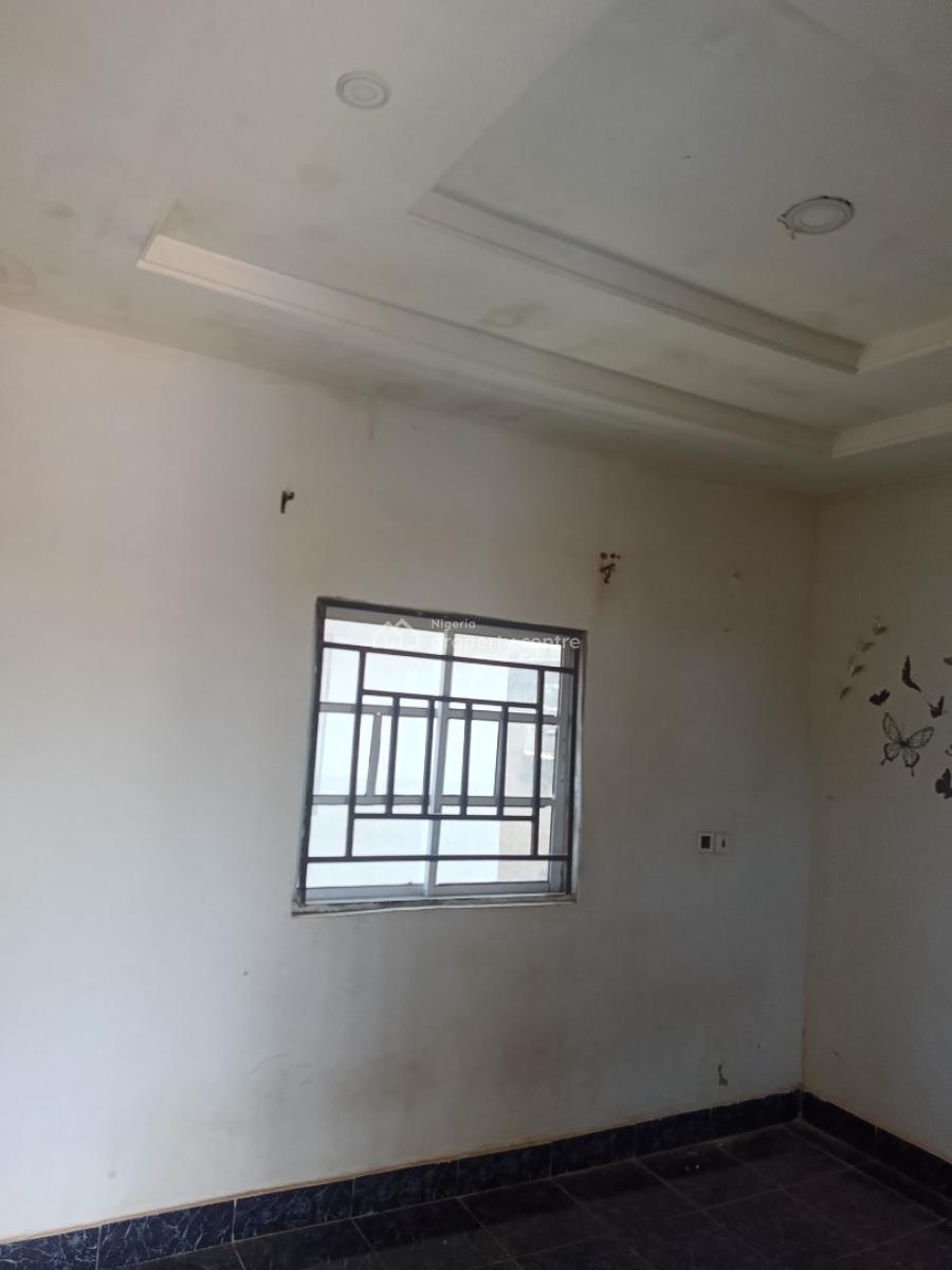 ️distress! Standard 4 Bedroom Bungalow with Bq, Chikakore, Kubwa, Abuja, Detached Bungalow for Sale