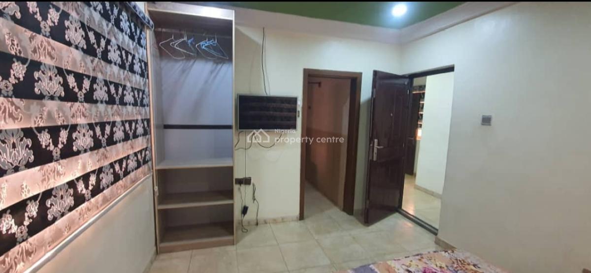 Lovely 2 Bedroom Flat + Amenities, Inside Magodo Gra 2 Estate Lagos, Gra Phase 2, Magodo, Lagos, Flat / Apartment for Rent
