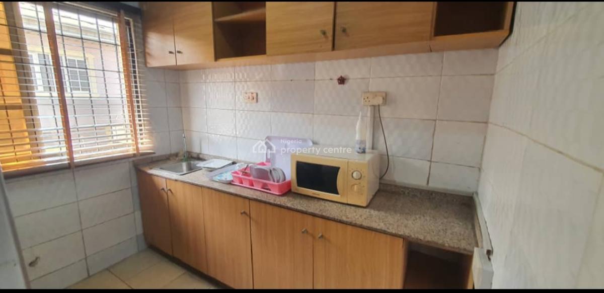 Lovely 2 Bedroom Flat + Amenities, Inside Magodo Gra 2 Estate Lagos, Gra Phase 2, Magodo, Lagos, Flat / Apartment for Rent